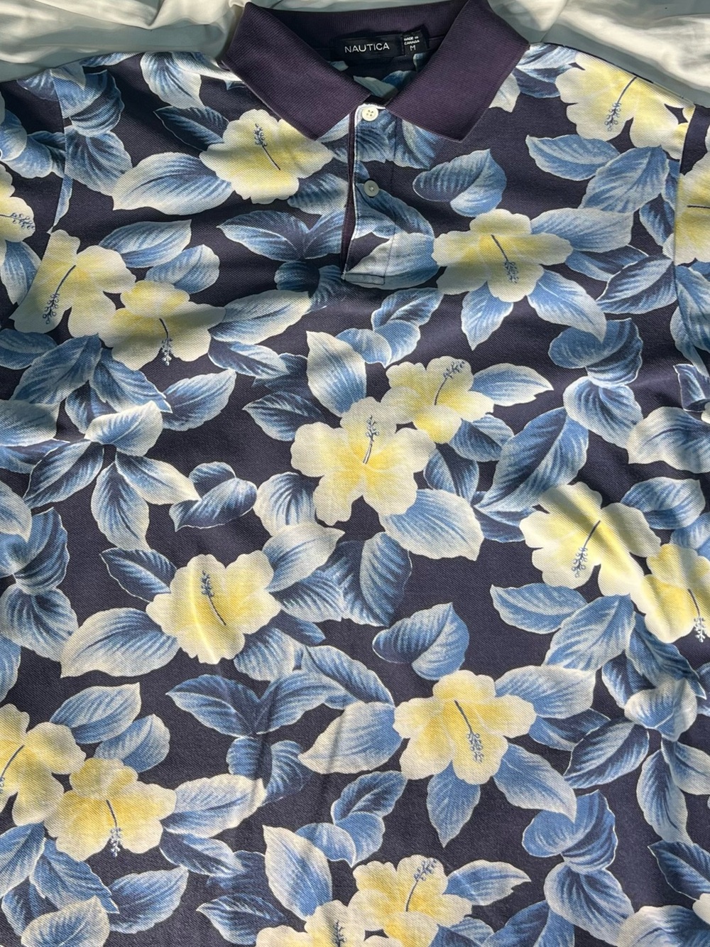 Vintage 90s Nautica floral print hibiscus polo